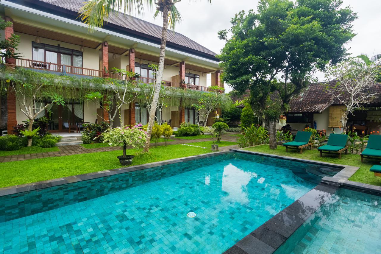 Nyoman Sandi Guest House Ubud Buitenkant foto