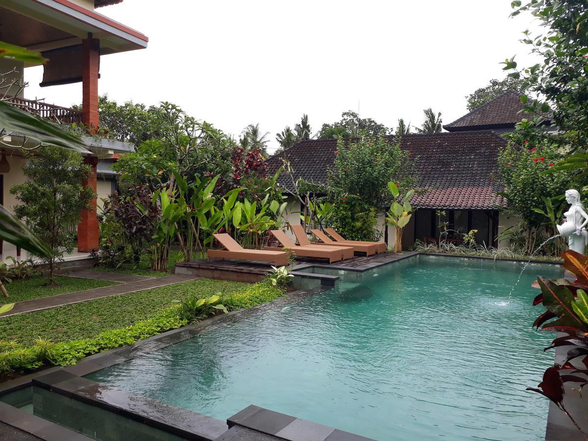 Nyoman Sandi Guest House Ubud Buitenkant foto